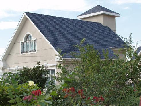彩色玻纤胎沥青瓦建筑屋面施工展示图